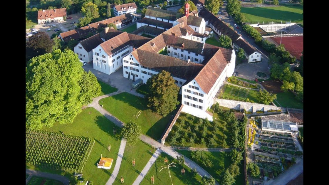Labyrinth.jpg – Quelle: Kantonschschule Wettingen 